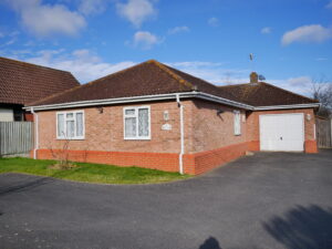 3 BEDROOM DETACHED BUNGALOW, TIPTREE, ESSEX