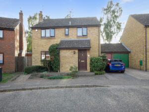 ATTRACTIVE FOUR BED LINKED DETACHED FAMILY HOUSE, WIDGEON PLACE KELVEDON COLCHESTER ESSEX